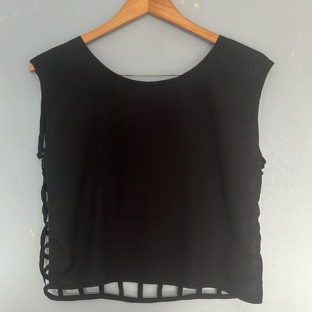 Black Poppy Short Cap Sleeve Open Cage Back Thin Going Out Top